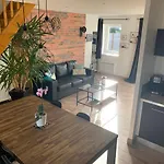 5 Pers Avec 2h Espace Bien-etre Privatise Inclus Dans Le Prix De La Nuit 80m2 De Detente Ferienhaus