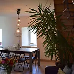 5 Pers Avec 2h Espace Bien-etre Privatise Inclus Dans Le Prix De La Nuit 80m2 De Detente *