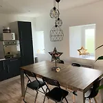 5 Pers Avec 2h Espace Bien-etre Privatise Inclus Dans Le Prix De La Nuit 80m2 De Detente