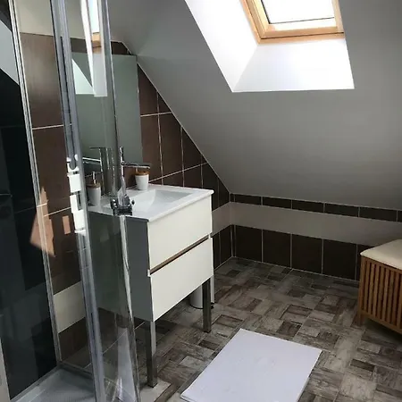 5 Pers Avec 2h Espace Bien-etre Privatise Inclus Dans Le Prix De La Nuit 80m2 De Detente * Équilly